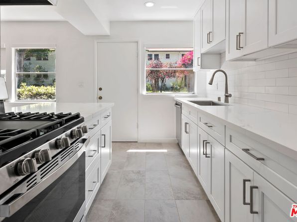 3635 Kalsman Dr UNIT 2