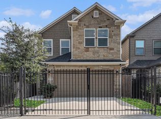 9209 Noel St, Houston, TX 77033