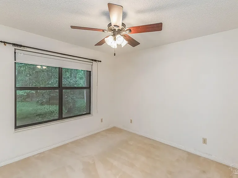2840 Creekwood Dr — Photo 19