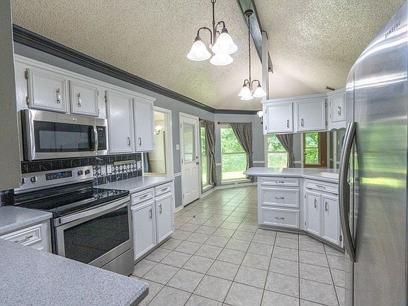 2nd image of 8052 Fernwood Cir