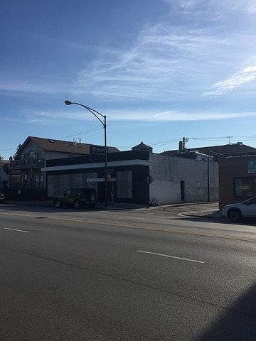 2nd image of 2819 S Archer Ave