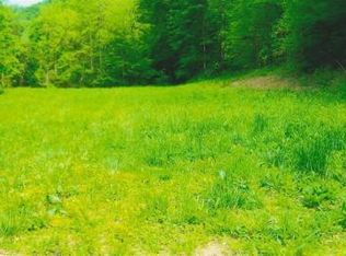 1632 Wagon Fork Rd, Manchester, KY 40962