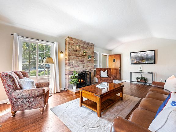 4th image of 6059 Agnes Ave