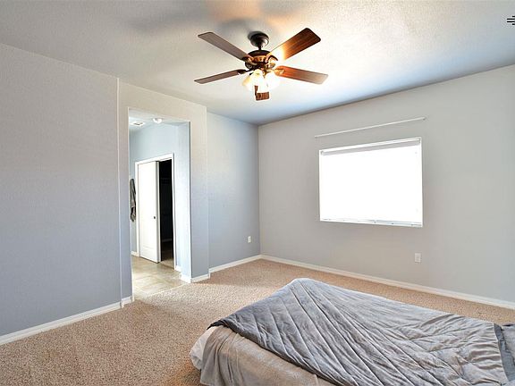 2nd image of 1808 College Park Dr