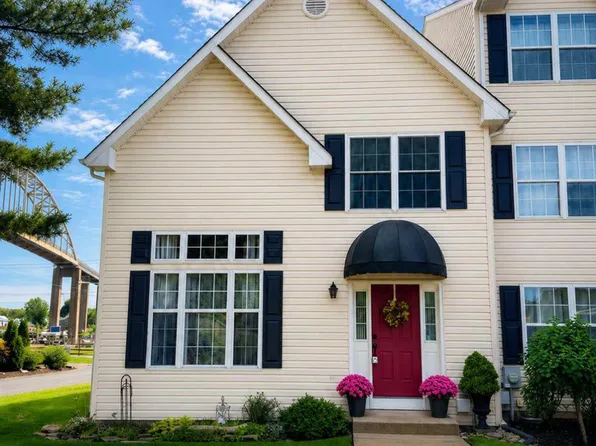 12 Boat Yard Rd, Chesapeake City, MD 21915