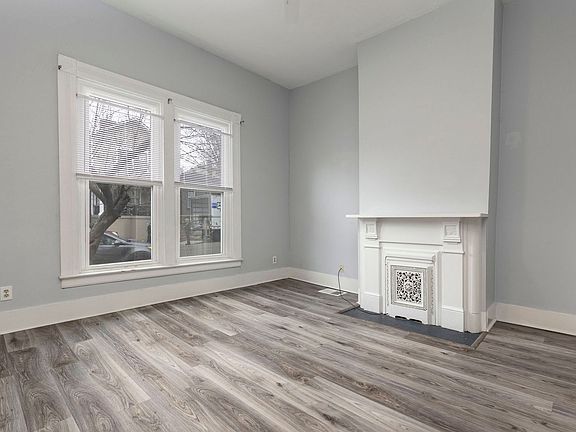 5th image of 1504 E Breckinridge St #1