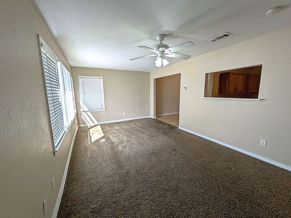 2nd image of 3820 W Lynwood Dr