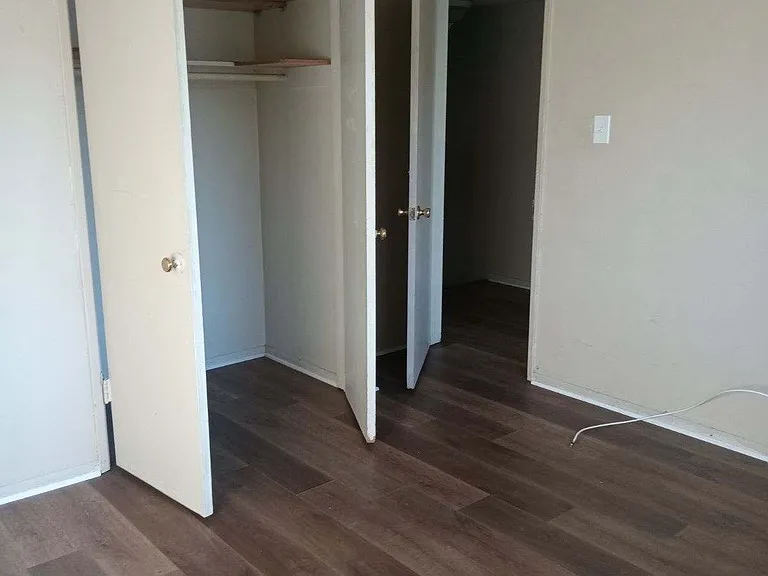 249 E Fremont Sq #5 — Photo 5