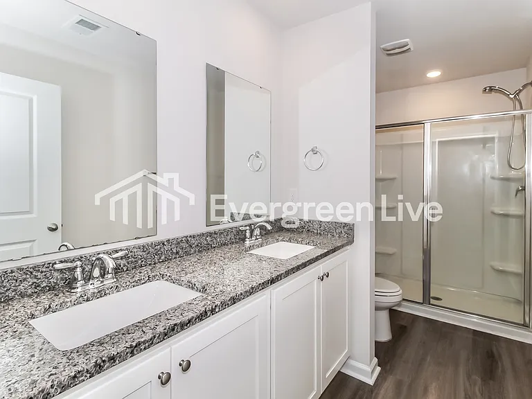2227 Courtina Way — Photo 9