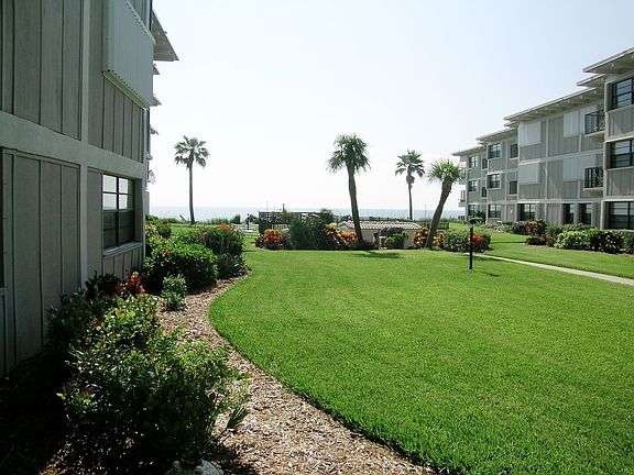 2nd image of 4410 Highway A1a