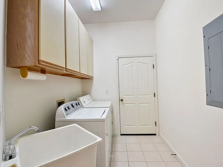 78-7016 Aumoe St — Photo 40