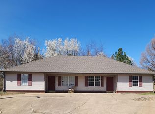 3A Love Cir, Clarksville, AR 72830