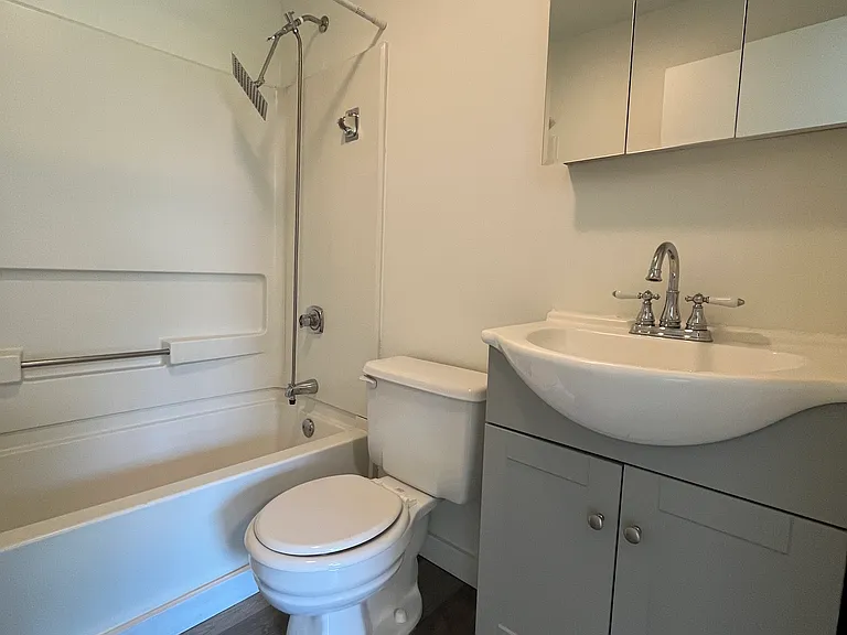 115 W 9th Ave #7 — Photo 6