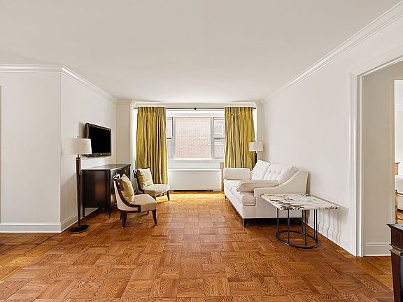 2nd image of 123 E 75th St APT 11B