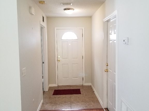 2nd image of 1051 N Saint Johns St