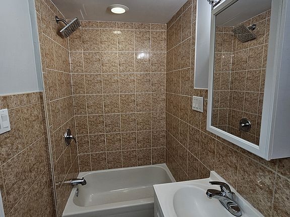 3rd image of 548 61st St Floor 2