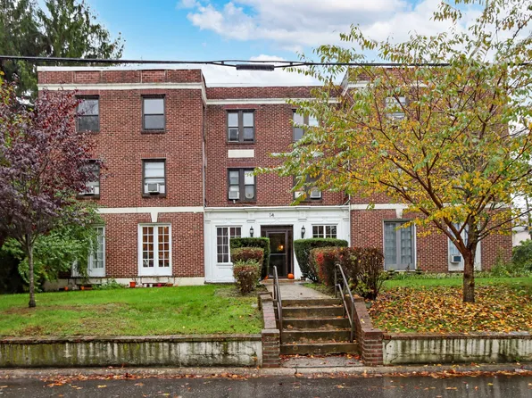 14 Beach Rd APT 3C, Great Neck, NY 11023