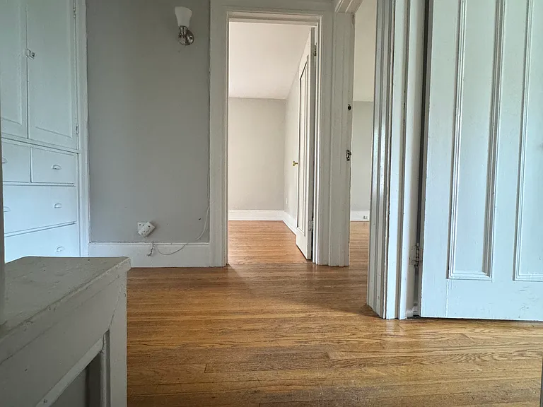 978 Harvard St — Photo 12