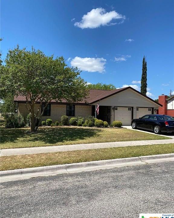 1st image of 210 E Hogan Dr