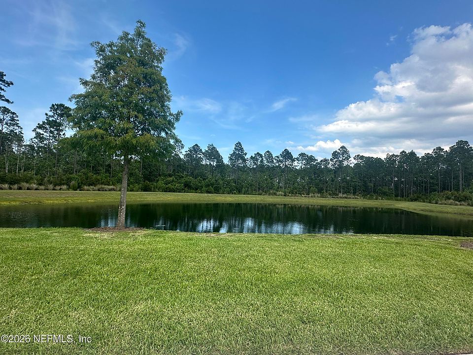 2nd image of 137 STORYBROOK Point