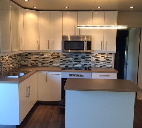 BRAND NEW KITCHEN