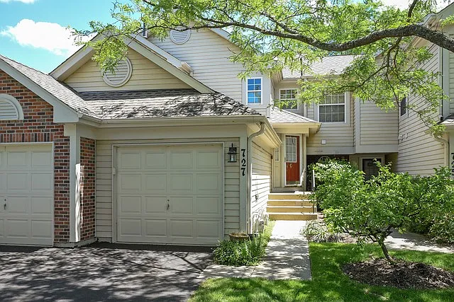 727 Ripple Brook Ln photo 1