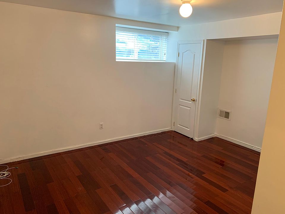 2nd image of 50 Parkinson Ave Floor 2