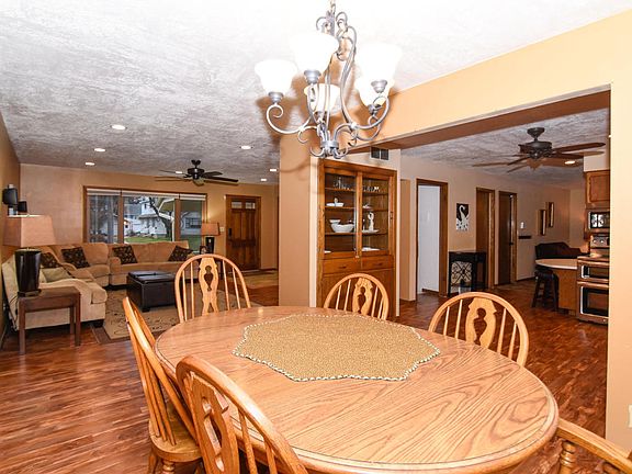 5th image of 1519 N Grandview Blvd