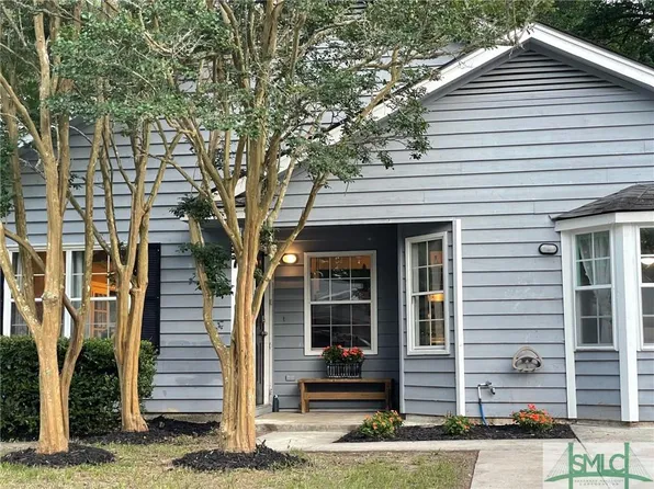 27 Tara Manor Dr, Savannah, GA 31406