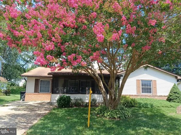 1036 Christmas Ln, Gambrills, MD 21054