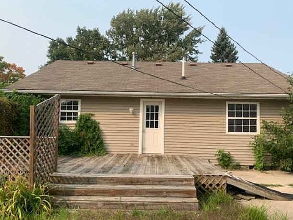 2nd image of 335 Bruce St