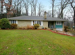 325 Forestwood Dr, Gibsonia, PA
