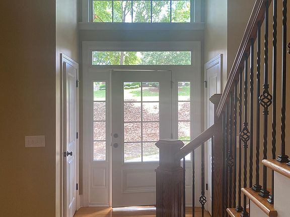 4th image of 3007 Haseley Ct