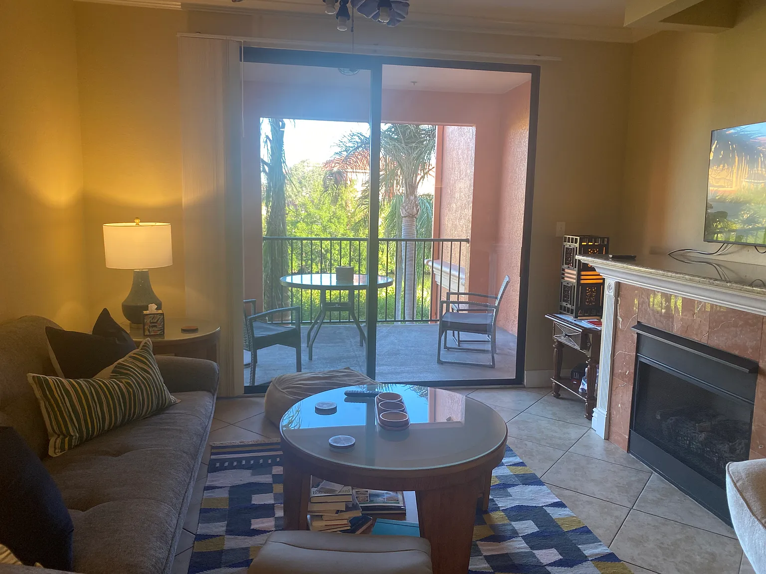 2 bed, 1110 sqft, $2,800 — Photo 3