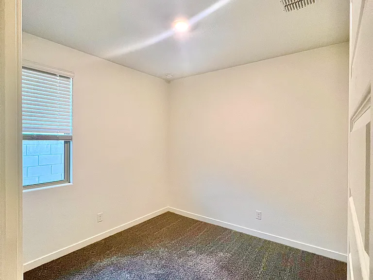 9214 W Roma Ave — Photo 17