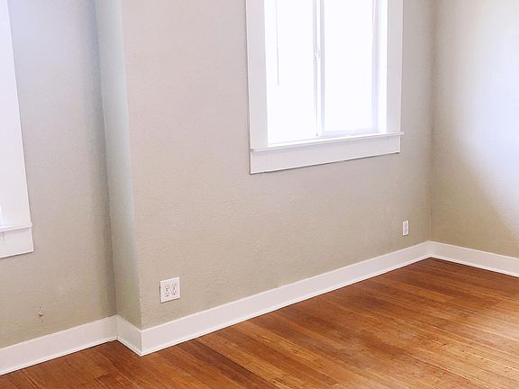 3rd image of 4220 Colby Ave #A-9