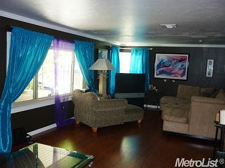 4th image of 4412 E Nichols Ave