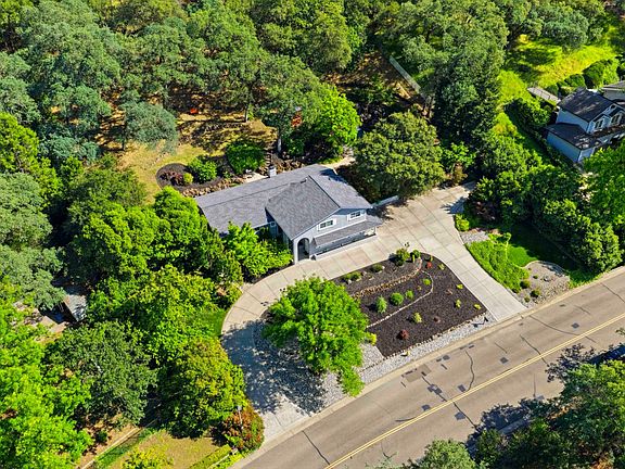 5th image of 3885 Clover Valley Rd
