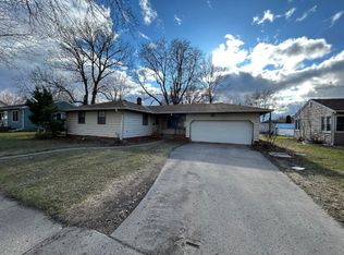 1011 N 4th St, Montevideo, MN 56265
