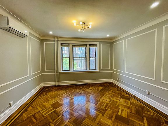 3rd image of 863 Avenue C #B4