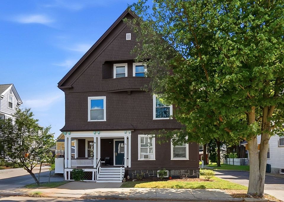 1st image of 32 Ocean St