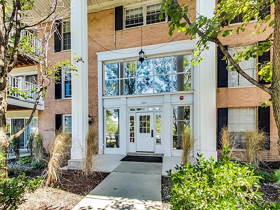 2nd image of 5601 Carriageway Dr APT 114B