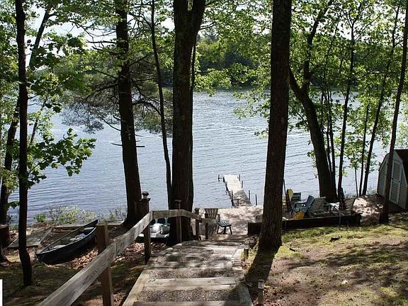 4th image of 3543 Grace Dr