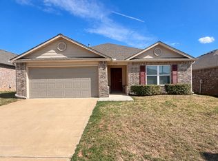 618 Audrey Dr, Tuttle, OK 73089