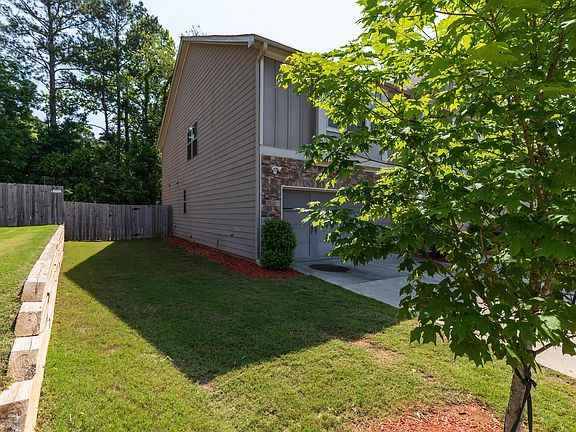 4th image of 1009 Bar Harbor Pl