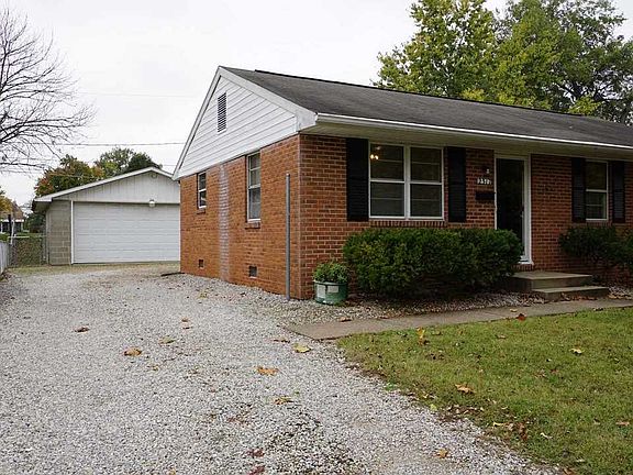 3rd image of 2317 S Saint James Blvd