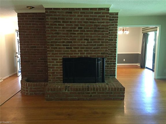 2nd image of 2701 Tillbrook Pl