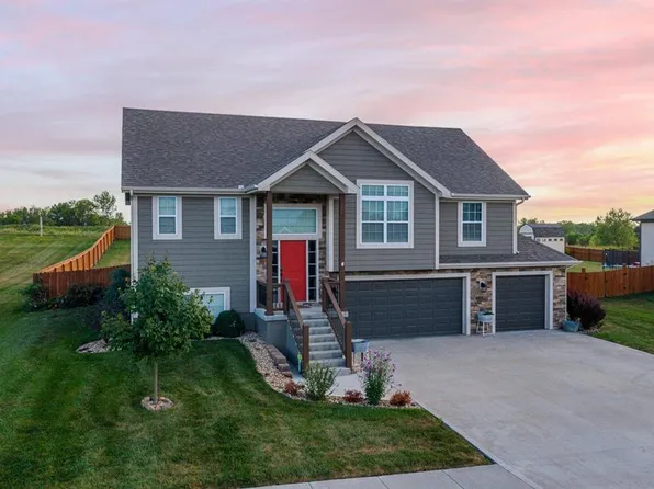 14171 Nicollete Ct, Basehor, KS 66007