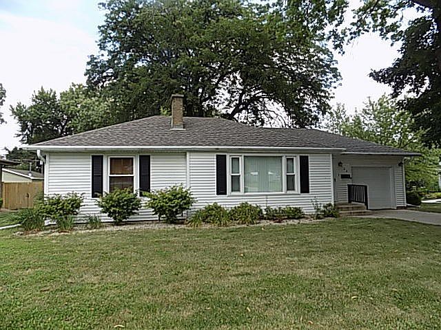 1st image of 108 Willard Ave