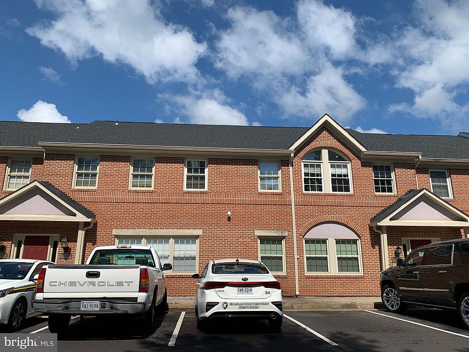 1st image of 7510 Diplomat Dr Unit 24-2